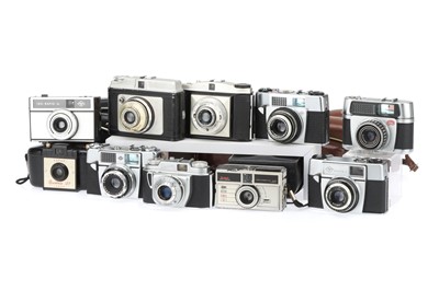 Lot 504 - A Mixed Selection of Cameras