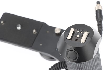 Lot 478 - A Contax Flash Bracket MSB-1 for the Contax 645 Camera