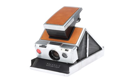 Lot 527 - A Polaroid SX-70 Land Camera