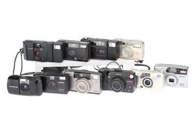 Lot 399 - A Selection of 35mm Compact Camreas