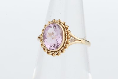 Lot 203 - Amethyst Solitaire Ring