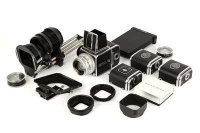 Lot 1260 - A Hasselblad 500C Medium Format Camera