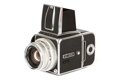 Lot 1261 - A Hasselblad 500C Medium Format Camera