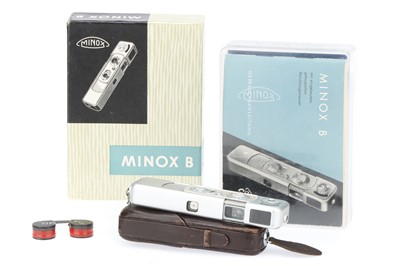 Lot 431 - A Minox B Subminiature Camera Outfit