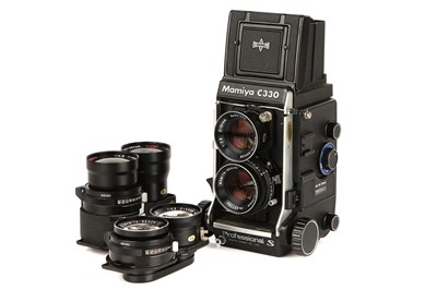 Lot 1274 - A Mamiya C330 Professional TLR Camera