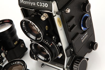 Lot 1274 - A Mamiya C330 Professional TLR Camera