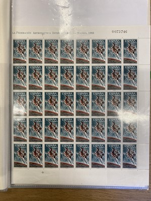 Lot 170 - A Collection of Spain (Spanish)  Stamps