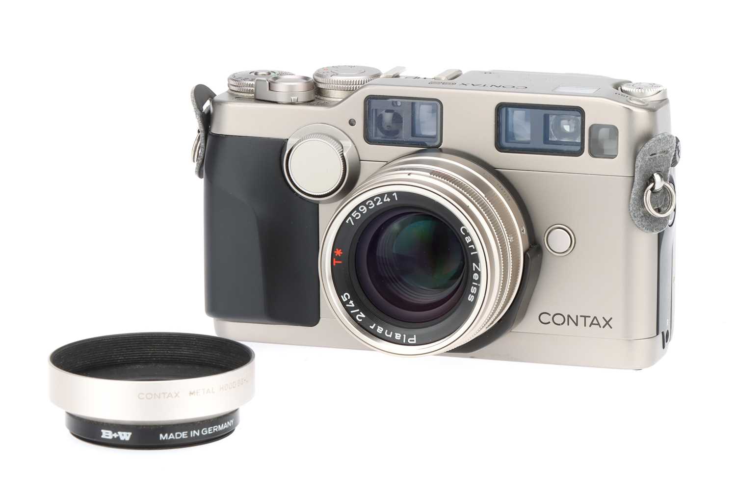 Contax T Lot 423 - A Contax G2 35mm Rangefinder Camera,