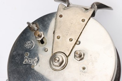 Lot 918 - A D. Slater's Patent 3378 Walnut Coarse Fishing Reel