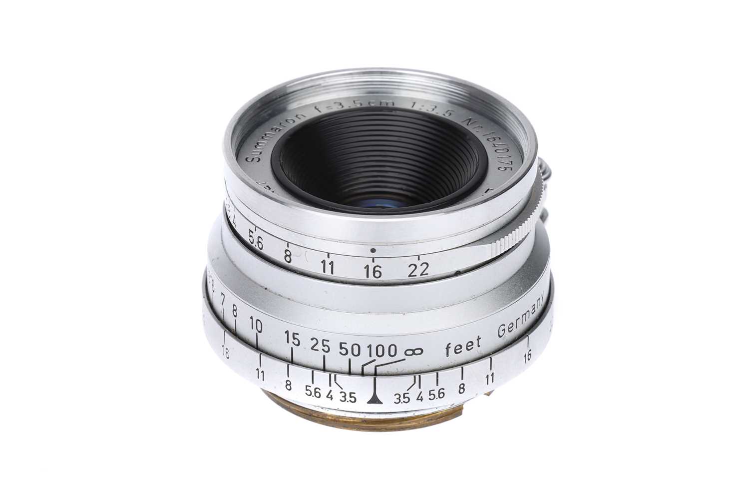 Lot 17 - A Leitz Summaron f/3.5 35mm Lens
