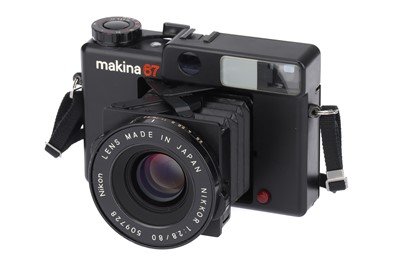 Lot 226 - A Plaubel Makina 67 Rangefinder Camera