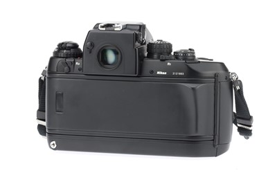 Lot 129 - A Nikon F4 35mm SLR Camera