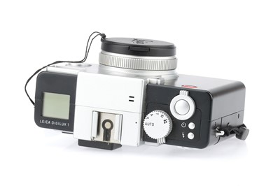 Lot 430 - A Leica Digilux 1 Compact Camera