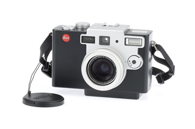 Lot 431 - A Leica Digilux 1 Compact Camera