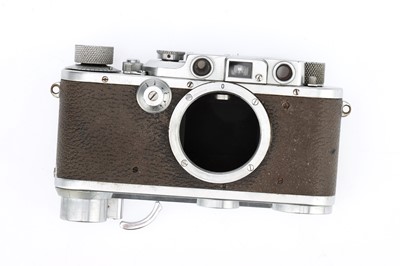 Lot 38 - A Leitz Leica IIIb Rangefinder Body