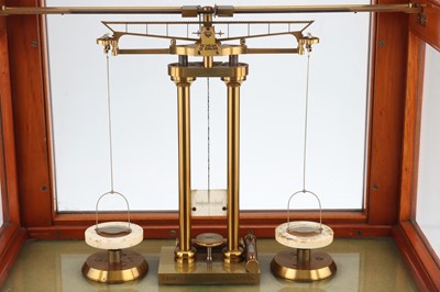 Lot 689 - A Fine Victorian Standard Analytical Balance