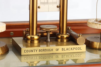 Lot 689 - A Fine Victorian Standard Analytical Balance