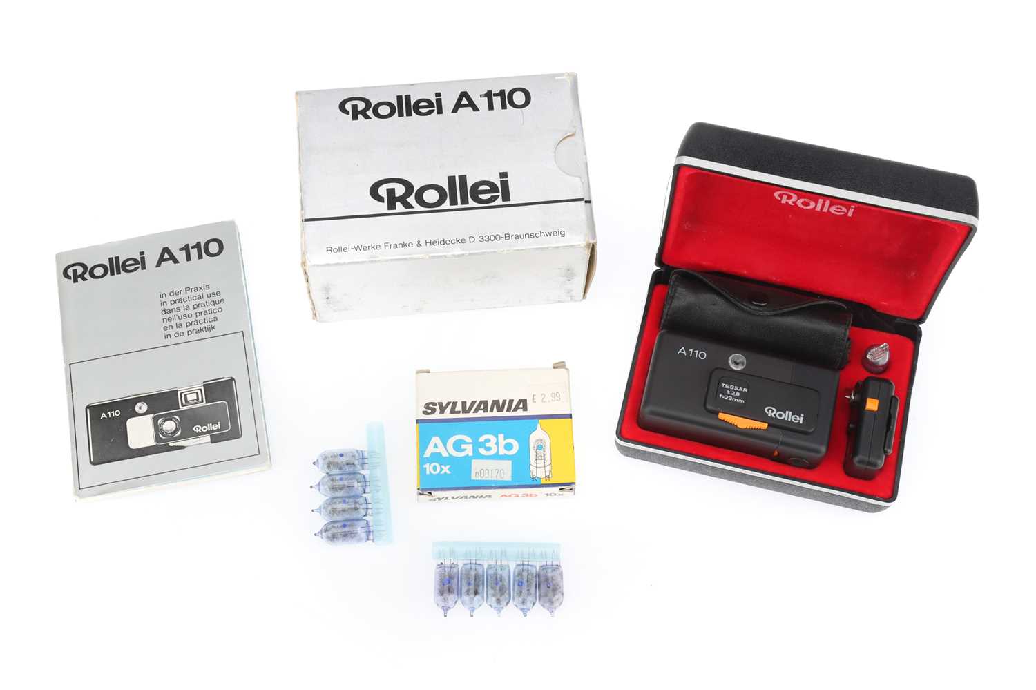 Lot 400 - A Rollei A110 110 Camera Outfit