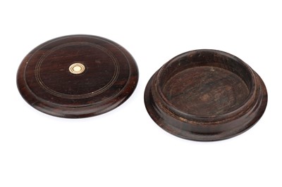 Lot 924 - A Turned Wooden Snuff Box