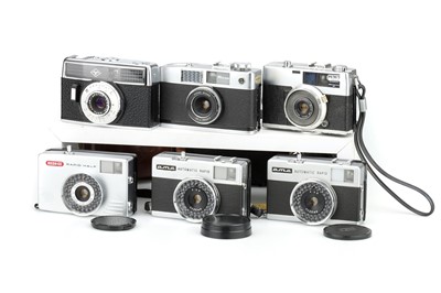 Lot 298 - A Selection of Half Frame 35mm Compact Cameras