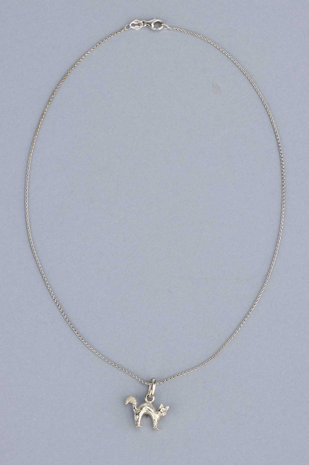 Lot 37 - 18 ct White Gold Rope-Link Chain
