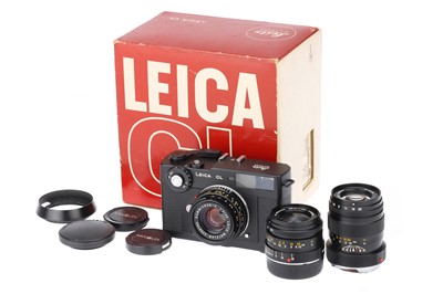 Lot 49 - A Leica CL Rangefinder Camera