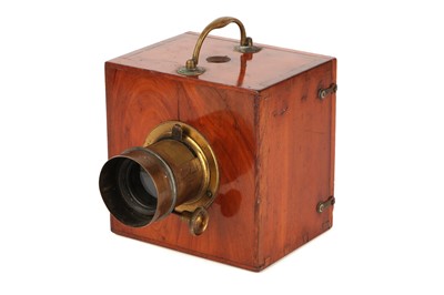 Lot 1312 - A Dubroni No.3 Oval 9.5x9.5cm Wet Plate Mahogany Camera