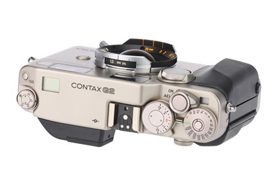 Lot 172 - A Contax G2 Rangefinder Outfit