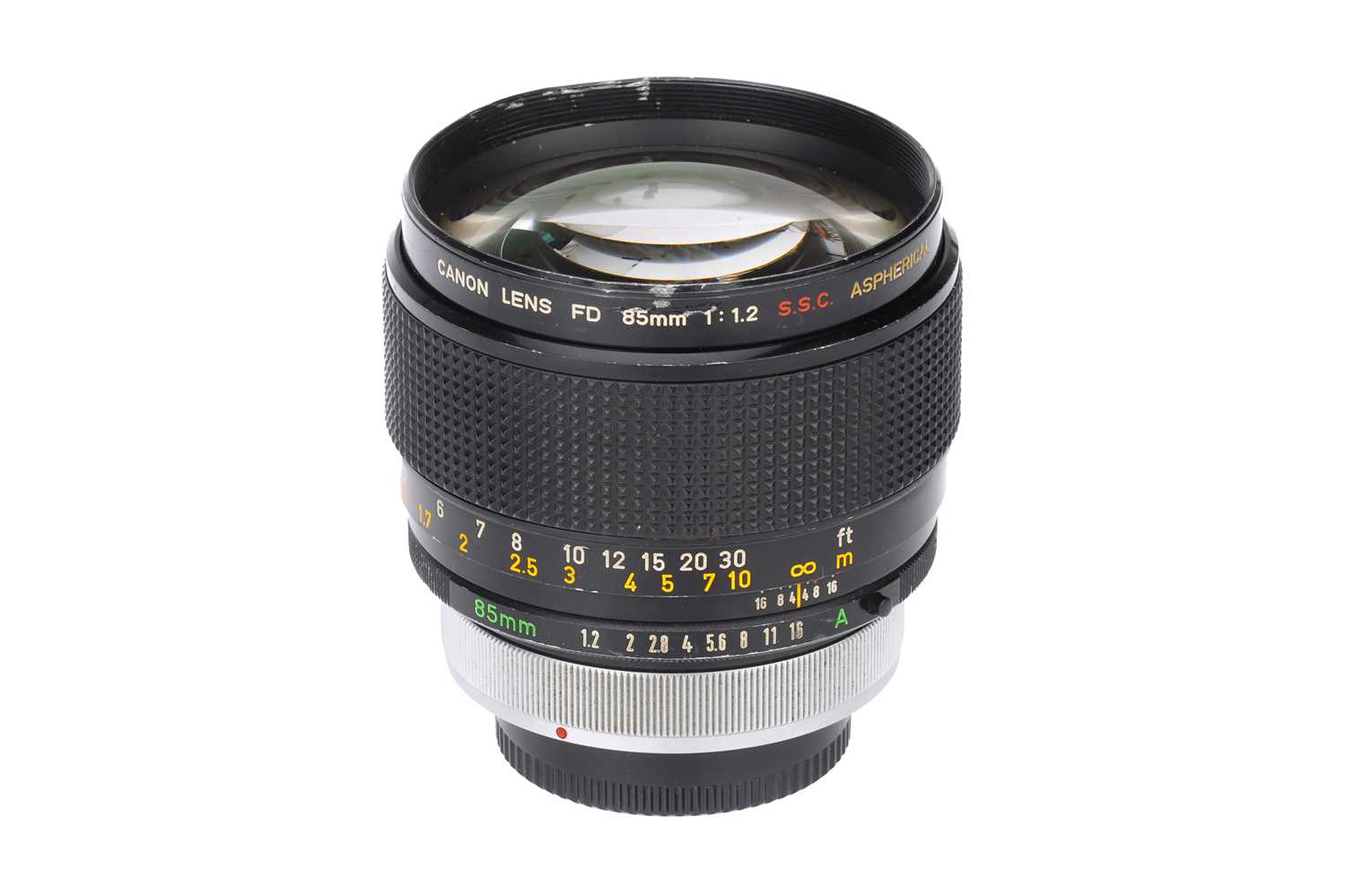 Lot 189 - A Canon FD S.S.C. Aspherical f/1.2 85mm Lens