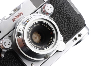 Lot 169 - A Berning Robot Royal III Rangefinder Camera