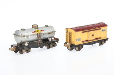 Lot 941 - Pre-War  Lionel Lines Model Locomotives