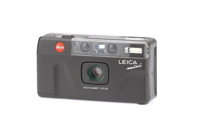Lot 166 - A Leica Mini 35mm Compact Camera