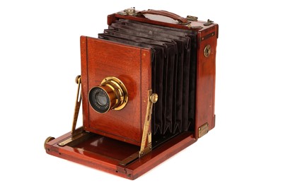 Lot 1334 - A J. T. Chapman 'The British' Half Plate Mahogany Field Camera