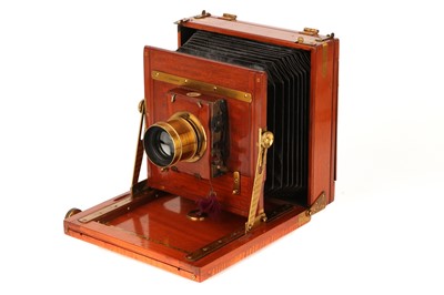 Lot 1335 - A J. T. Chapman 'The Manifold' Half Plate Mahogany Field Camera