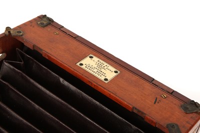Lot 1336 - A J. T. Chapman Scott's Patent Half Plate Mahogany Field Camera