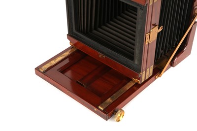 Lot 1338 - A James Sinclair Whole Plate Mahogany Tailboard Camera