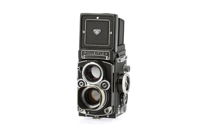 Lot 353 - A Rolleiflex 3.5 F Medium Format TLR Camera