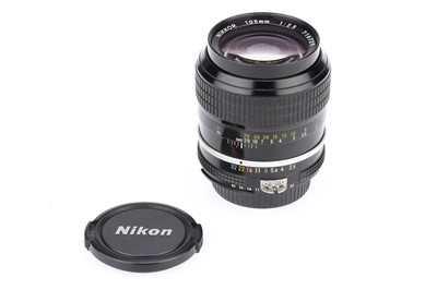 Lot 171 - A Nikon AI Nikkor f/2.5 105mm Lens