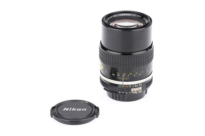 Lot 172 - A Nikon AI Nikkor f/3.5 135mm Lens