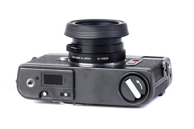 Lot 16 - A Minolta CLE Rangefinder Camera