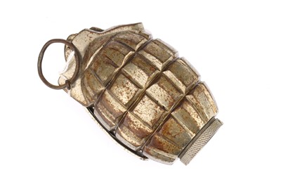 Lot 869 - An 'inert' Mills No.5 MkI Grenade