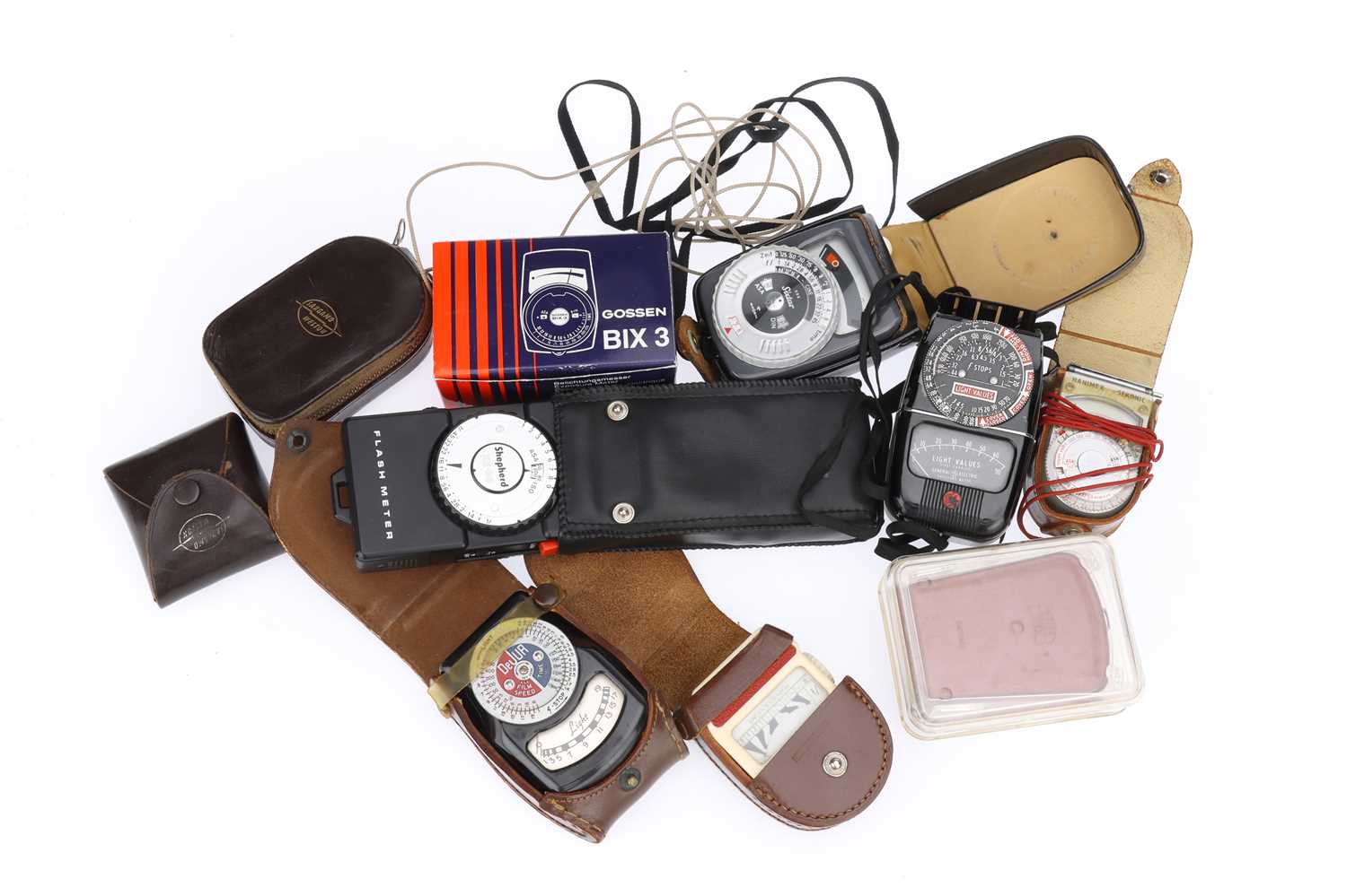 Lot 568 - A Collection of Exposure Meters and Filters