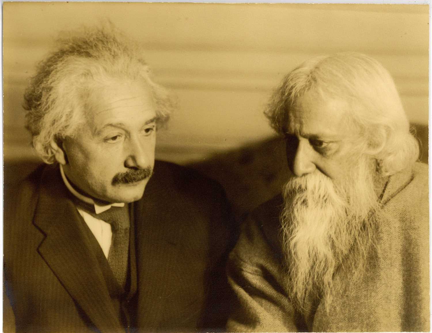 Lot 673 - MARTIN VOS (1892-1972), Albert Einstein and