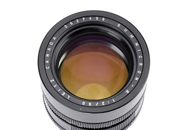Lot 73 - A Leitz Summicron-R f/2 90mm Lens