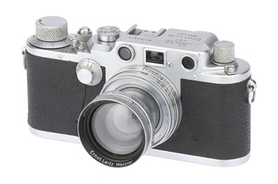Lot 9 - A Leica IIIc Red Blind Rangefinder Camera
