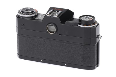 Lot 182 - A Zeiss Ikon Contarex Super SLR Body