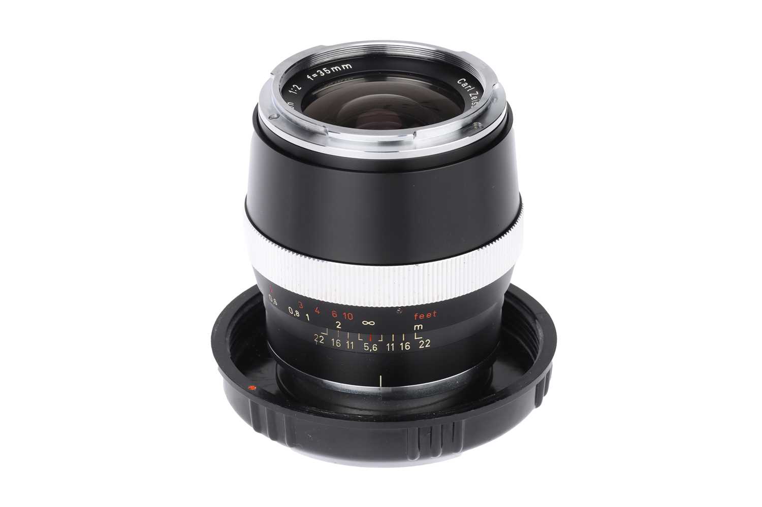 Lot 185 - A Carl Zeiss Distagon f/2 35mm Lens