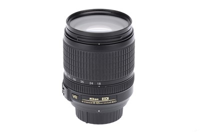 Lot 136 - A Nikon NIkkor DX VR AF-S ED G f/3.5-5.6 18-105mm Lens