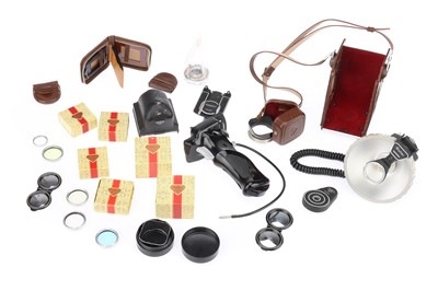 Lot 373 - A Selection of Rollei Rolleiflex Accessories