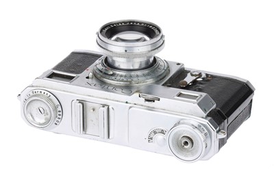 Lot 130 - A Zeiss Ikon Contax II Rangefinder Camera